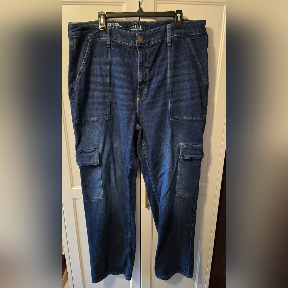 a.n.a Women's Plus Size 20W Cargo Jeans